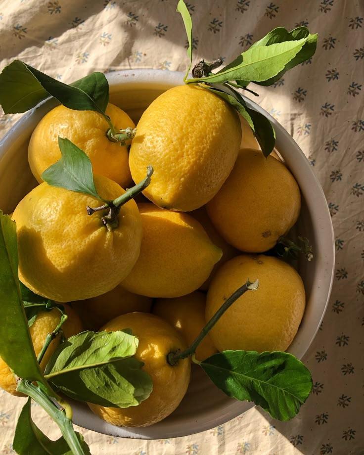 Harvest Bounty: Fresh Orchard Picks Box